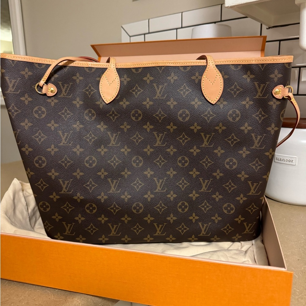 Louis Vuitton Brown and Tan Neverfull Tote GM